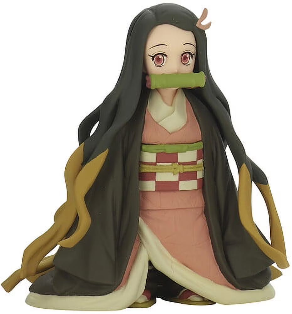 4 in Collectible Figure E4190