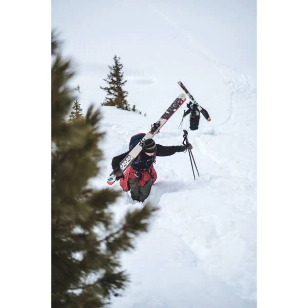 112 Skis V55890