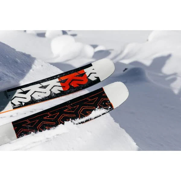 112 Skis V55890