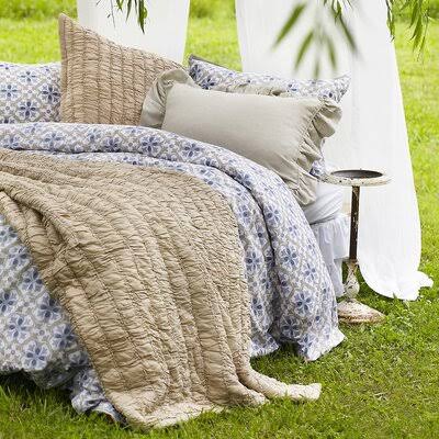 Rutched Quilt, Full / Queen, Taupe U364